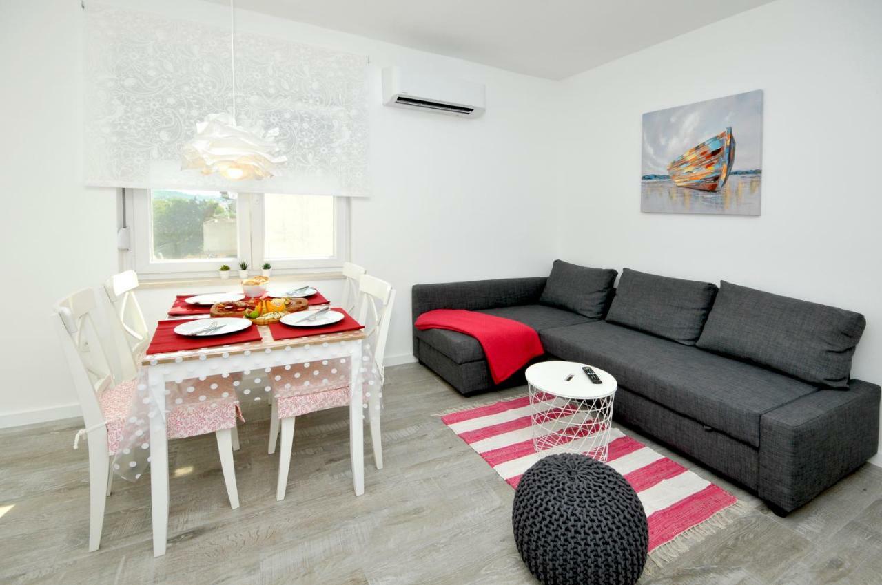 Apartmani Olive Trogir Eksteriør billede